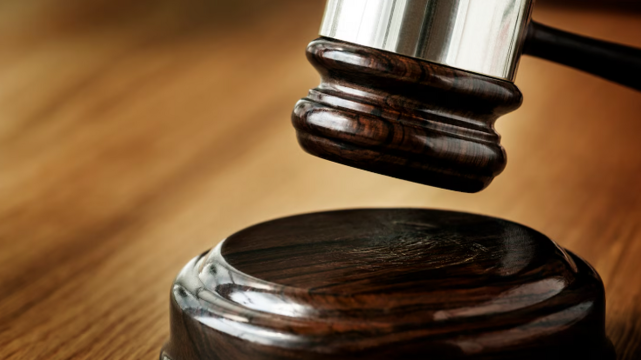 В Самаре бывшего заместителя главы ГУ МЧС по Са...