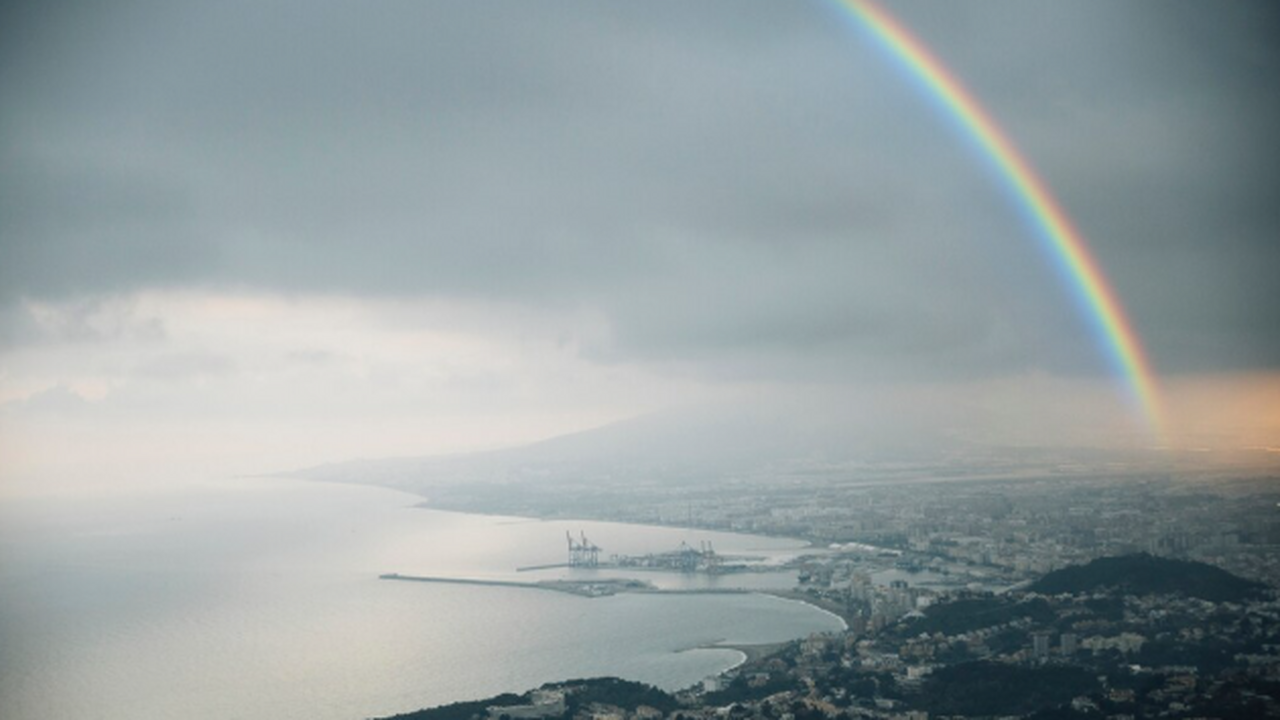 Мороз ворвется без стука: Вильфанд изменил прогноз на ноябрь — нас ждет арктическое вмешательство Научный руководитель Гидрометцентра РФ Роман Ви...
