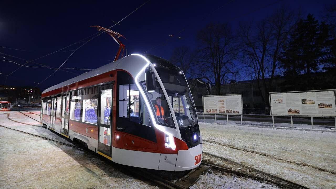 Работу общественного транспорта изменят из-за ф...