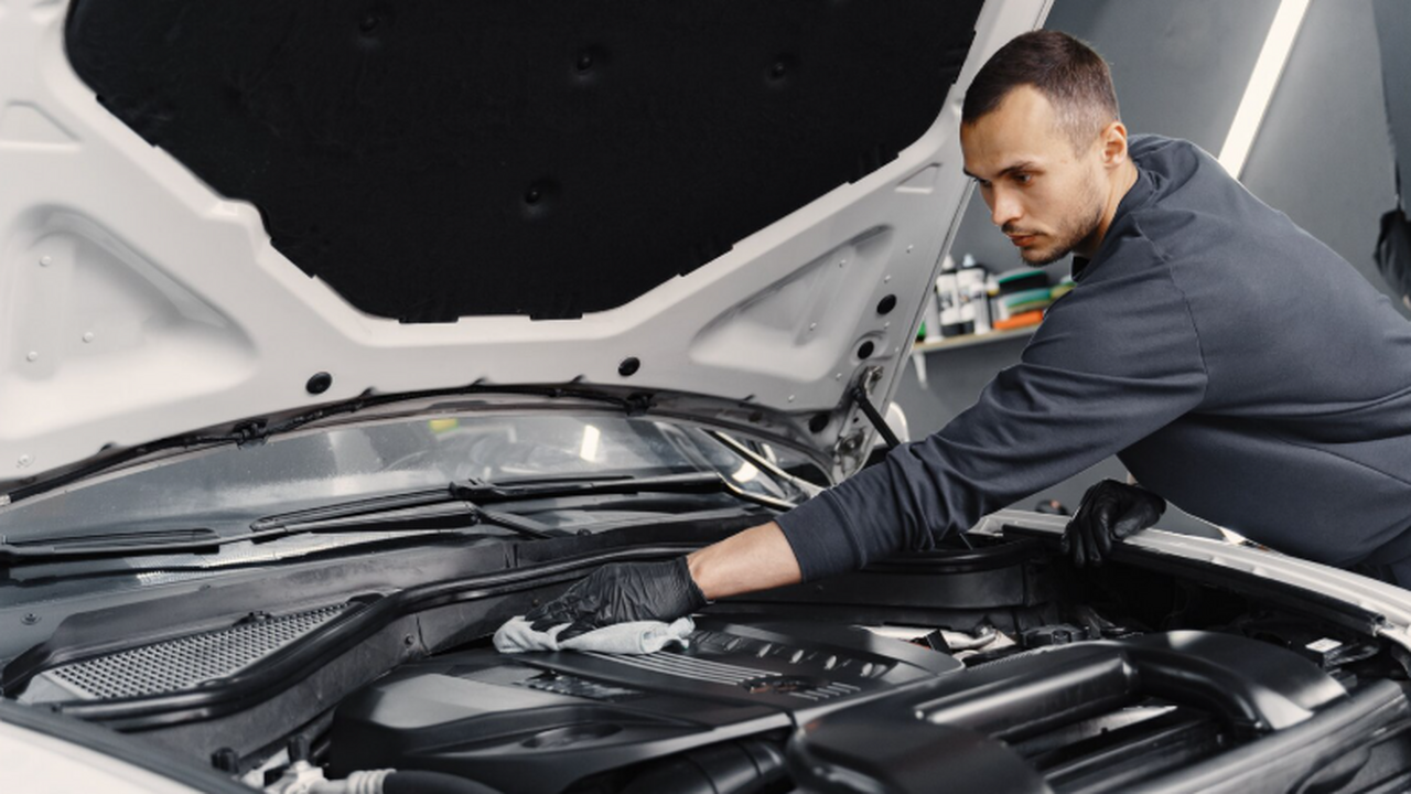 В 2025 году средний чек на ремонт автомобилей в...