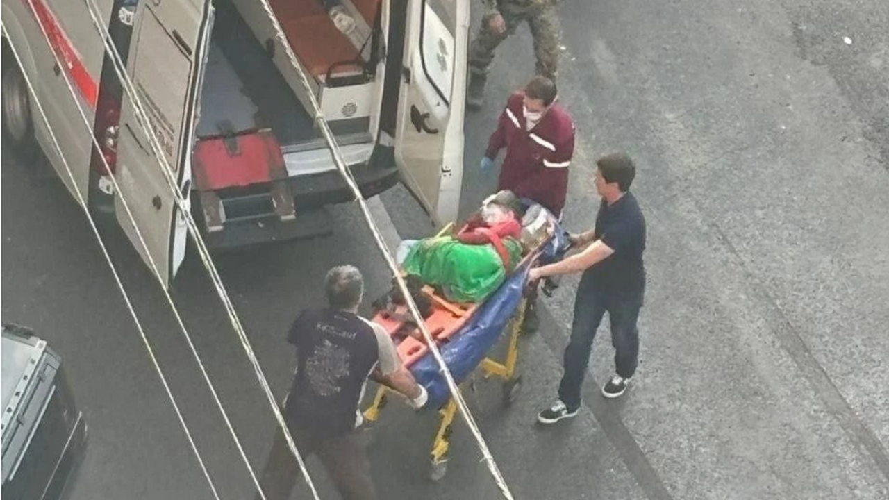Помогли пострадавшему ребенку: в Самаре омоновцы оказали помощь мальчику, попавшему под машину Сотрудники Росгвардии оказали первую помощь и п...