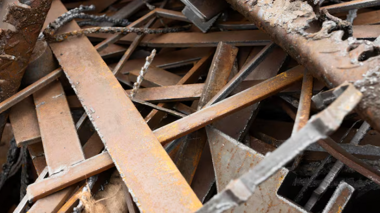 В Самаре демонтировали более 200 незаконных торговых точек и усилили штрафы Носков сообщил, что в городе практически заверш...