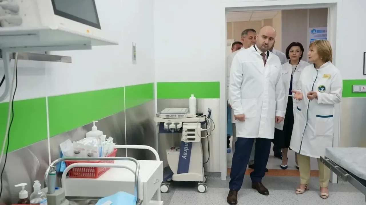 По решению губернатора Федорищева в следующем году начнется ремонт детской больницы им. Ивановой в Самаре В пятницу, 29 мая, губернатор Вячеслав Федорище...