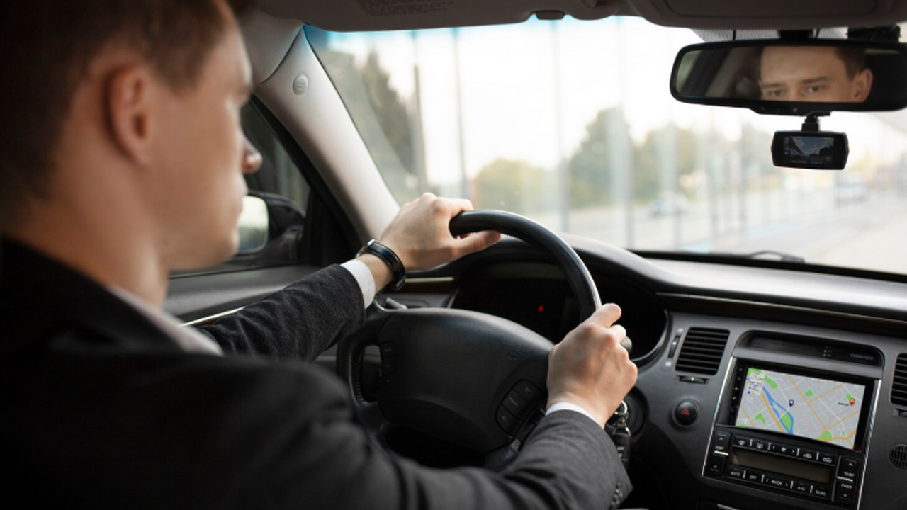 Госдума приняла закон о лишении прав при наличи...