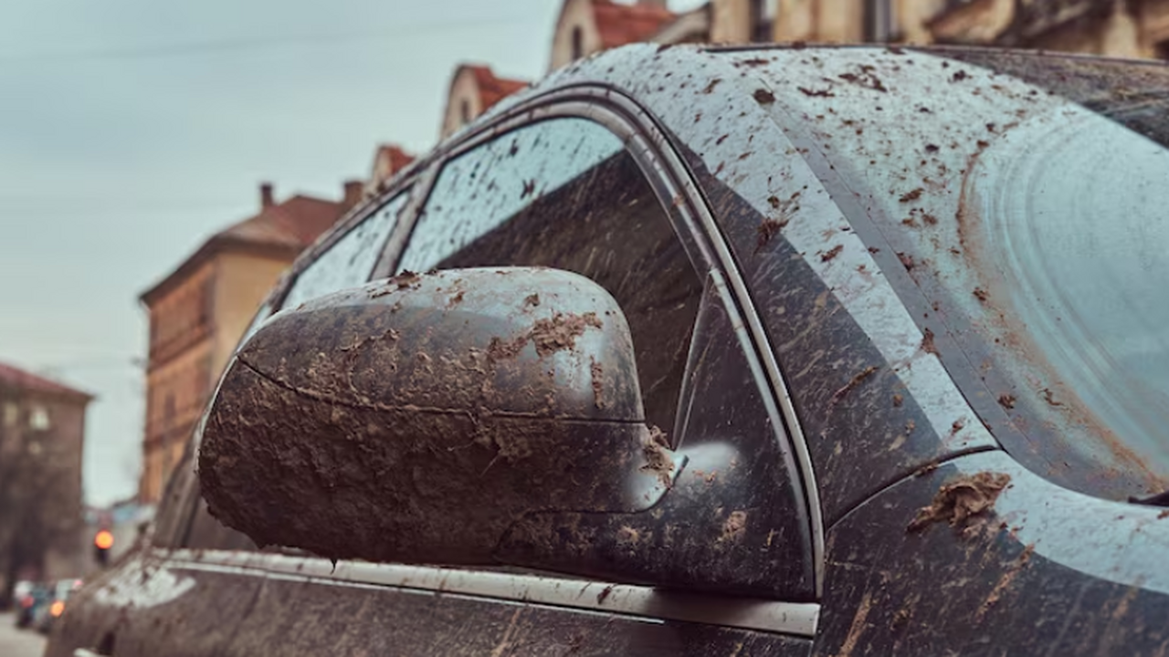 Эксплуатация автомобиля без брызговиков запреще...