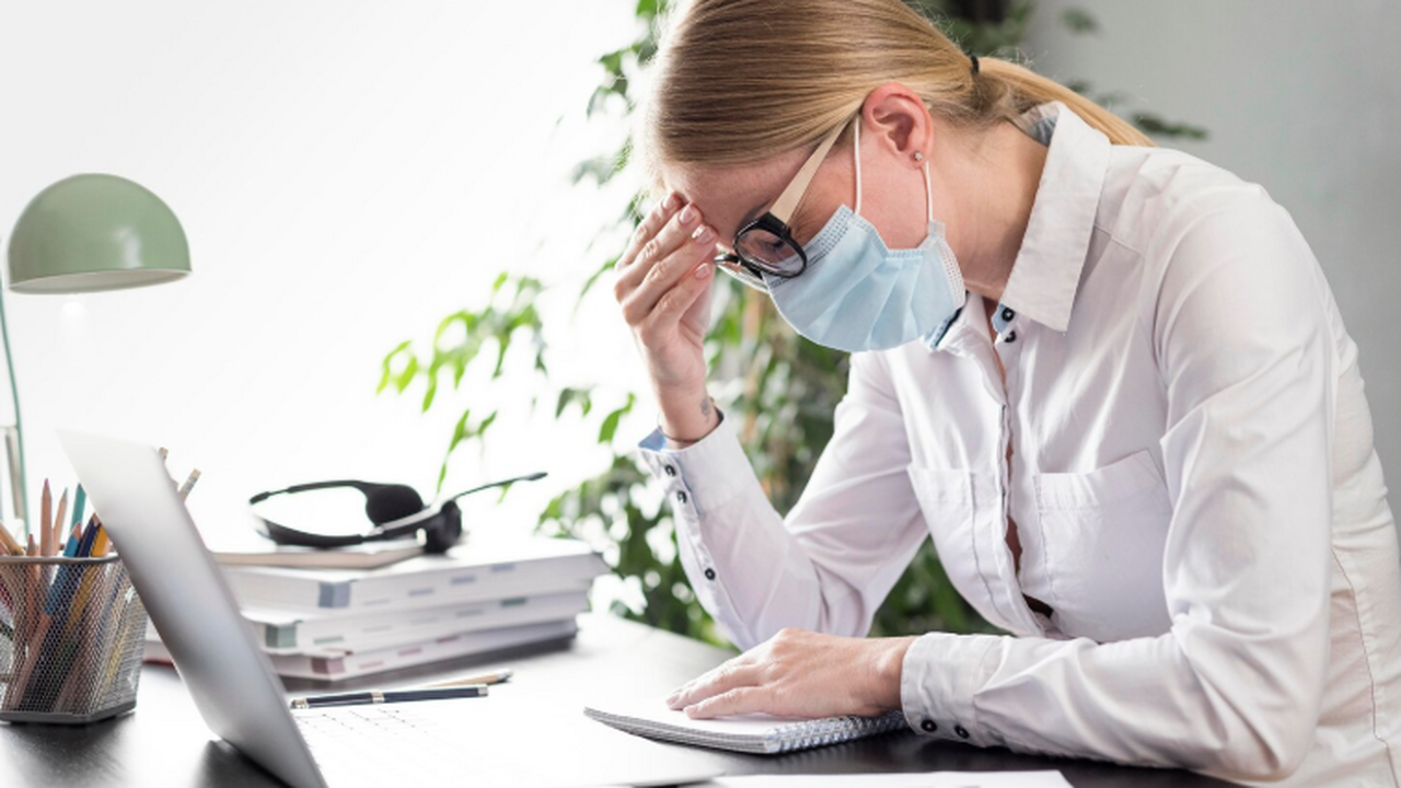 Работа во время болезни приводит к росту заболе...