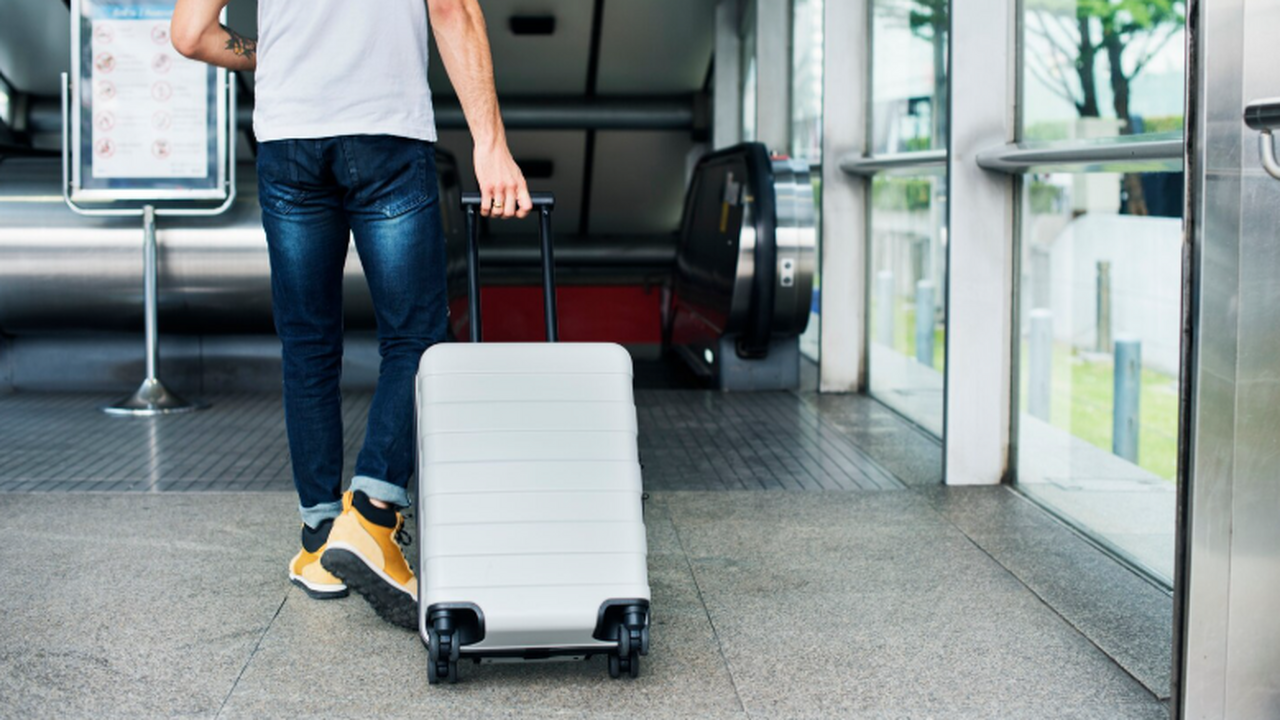 Биометрическая система ЕС усложнила жизнь туристам РФ из-за длинных очередей Внедрение биометрической системы EES в аэропорт...