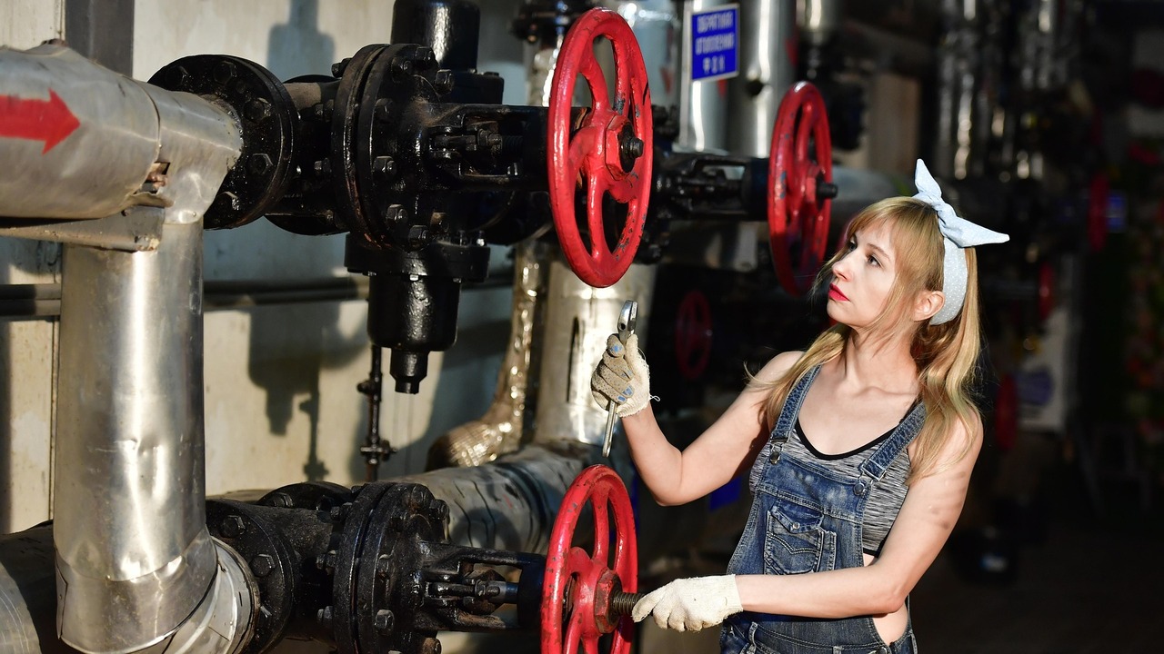 График может измениться в зависимости от хода р...