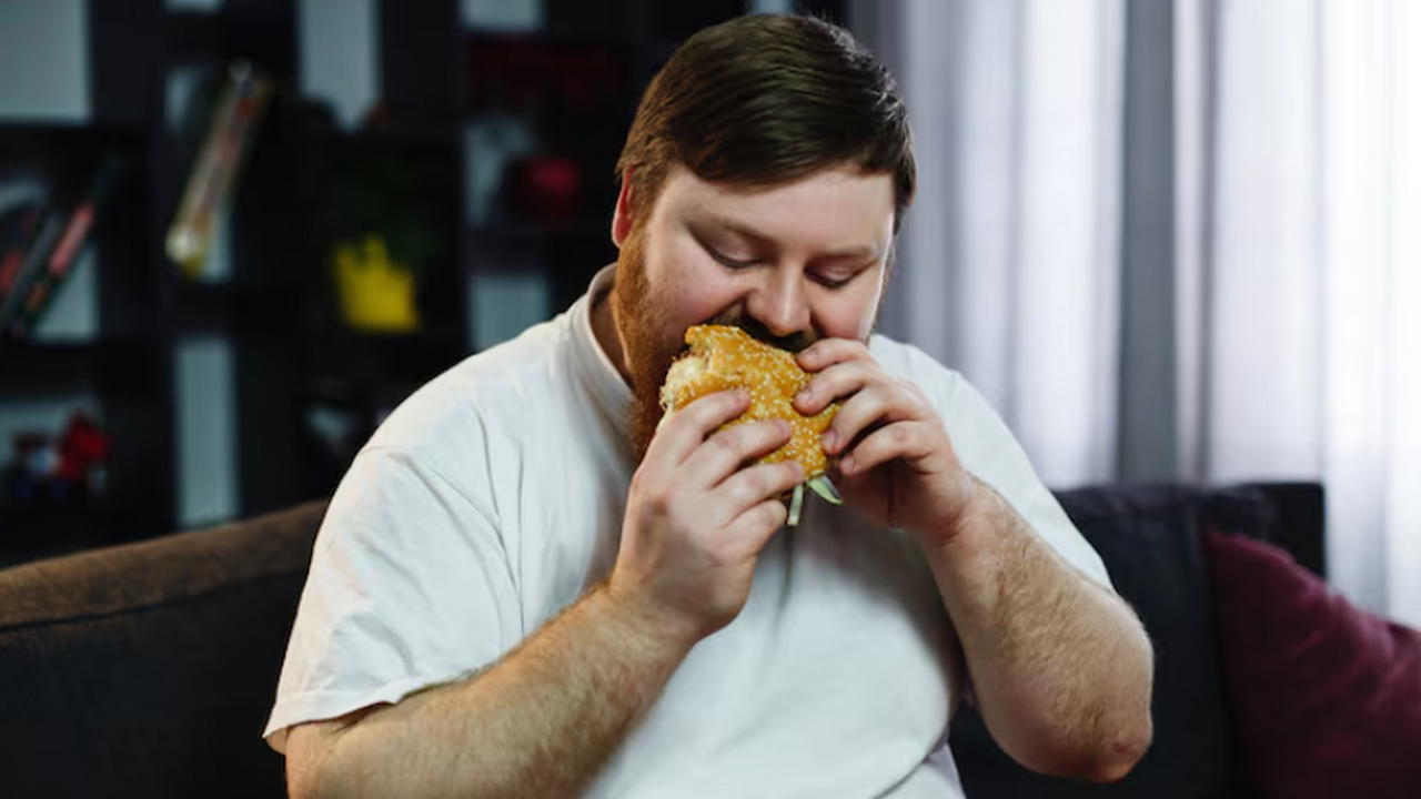 В Минздраве сообщили, какой размер живота указывает на ожирение у мужчин Минздрав РФ объяснил, при какой окружности живо...