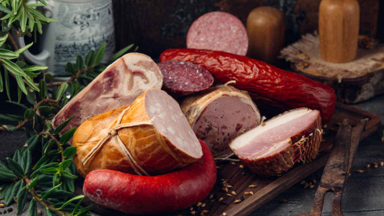 Онколог Ивашков объяснил, что переработанное мя...