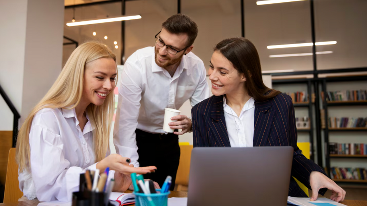 В русской разговорной речи отчества используютс...