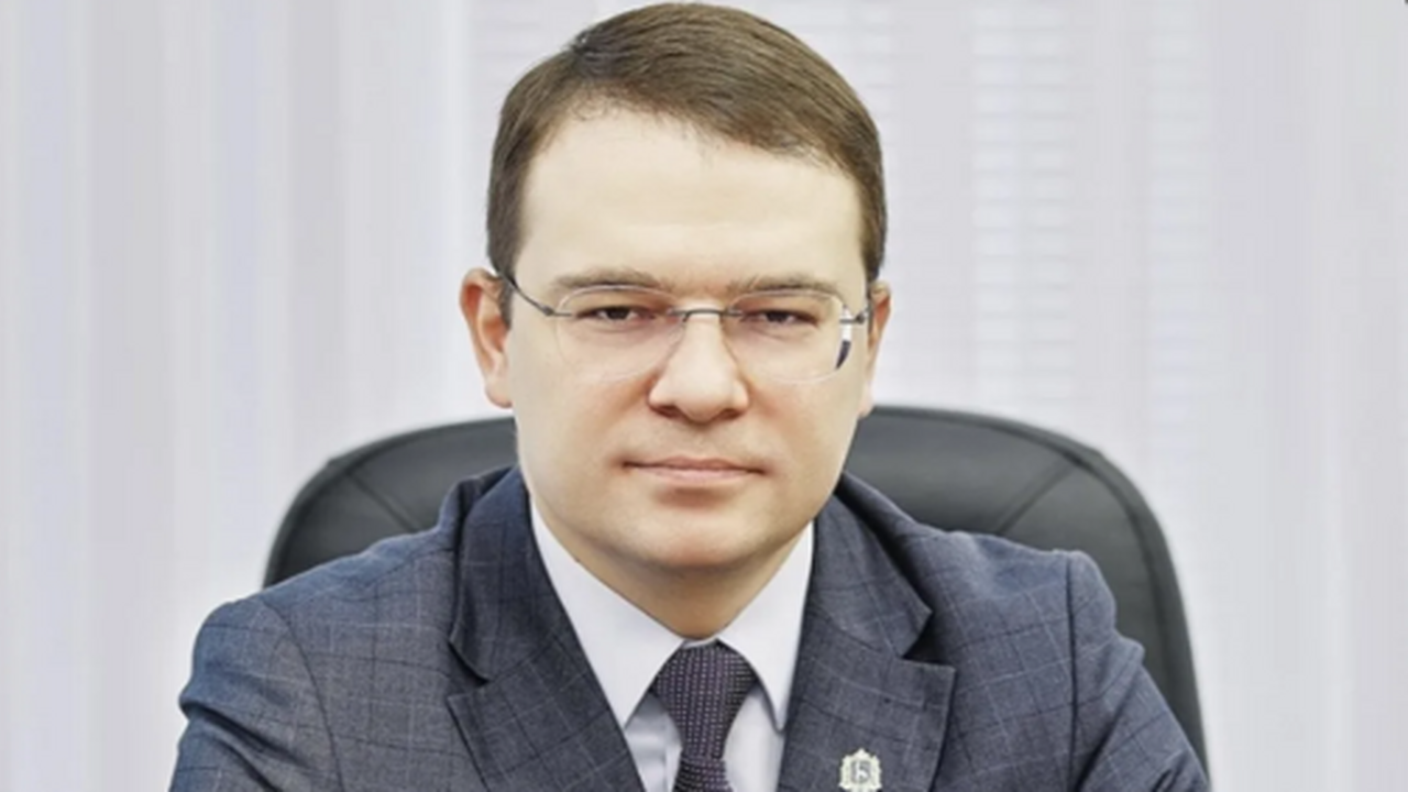 Помощник губернатора возглавил транспортное ведомство Самарской области Выпускник КФУ имеет обширный управленческий опыт