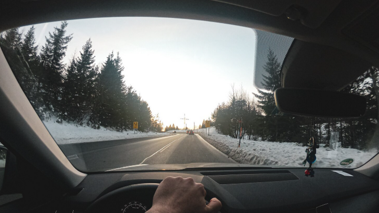 Эксперты рассказали, к чему может привести установка китайского лобового стекла После ухода с российского рынка части зарубежны...