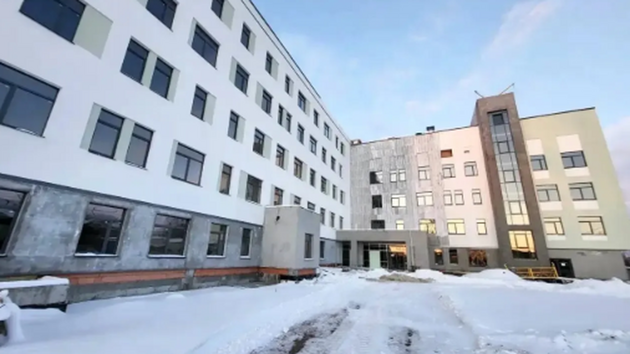 В Кинеле строят новый медицинский центр: амбулаторные службы под одной крышей О готовности объекта на 70% сообщил губернатор ...