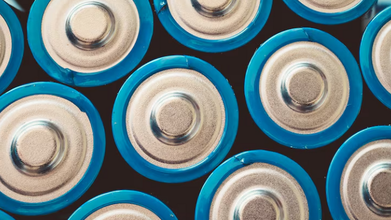 Где в доме батарейки садятся чаще всего: россияне назвали главных «пожирателей» Классические батарейки остаются востребованными...