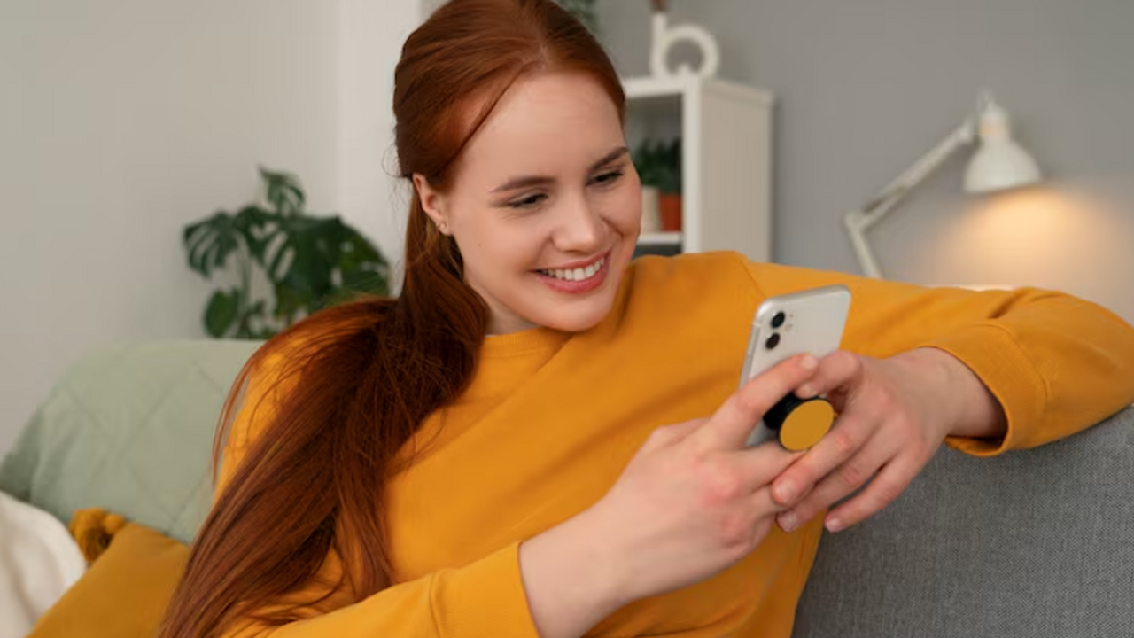 Заметная доля рекомендованного контента YouTube...