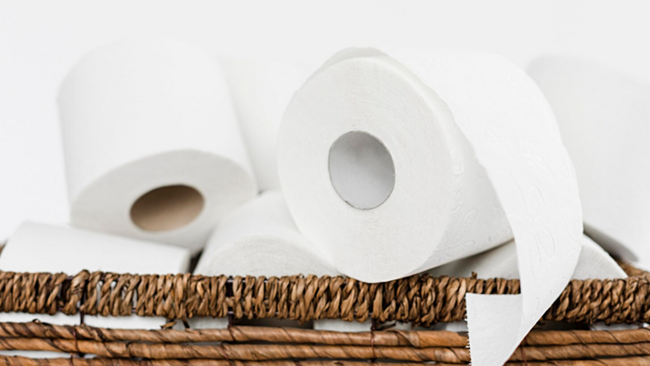 Депутат потребовал проверку туалетной бумаги с видами Кремля Депутат Госдумы Михаил Матвеев обратился в Гене...