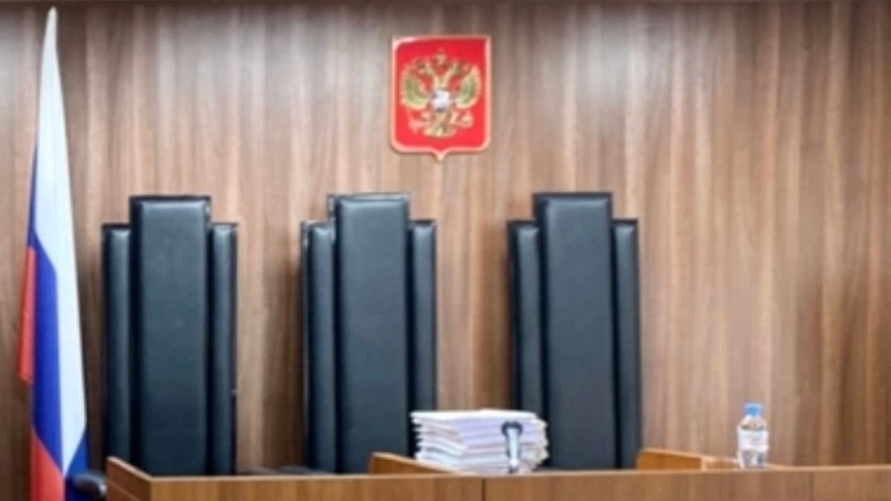 Суд продолжит изучение материалов и слушания по...