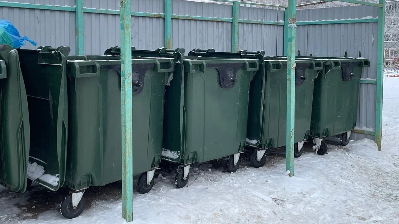 На мусорных контейнерах Самары установят QR-код...
