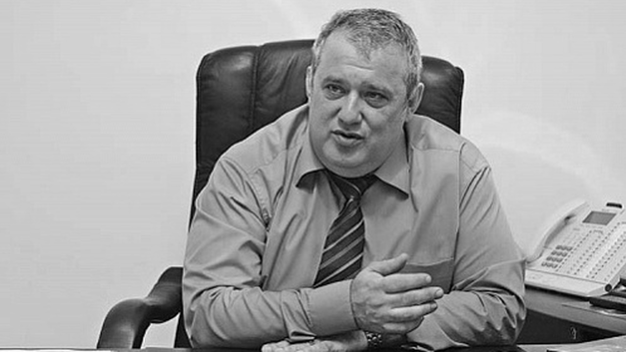 С 2009 по 2024 год он руководил региональной Фе...