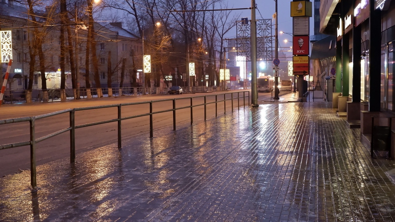 В Самаре январская погода преподнесла жителям н...