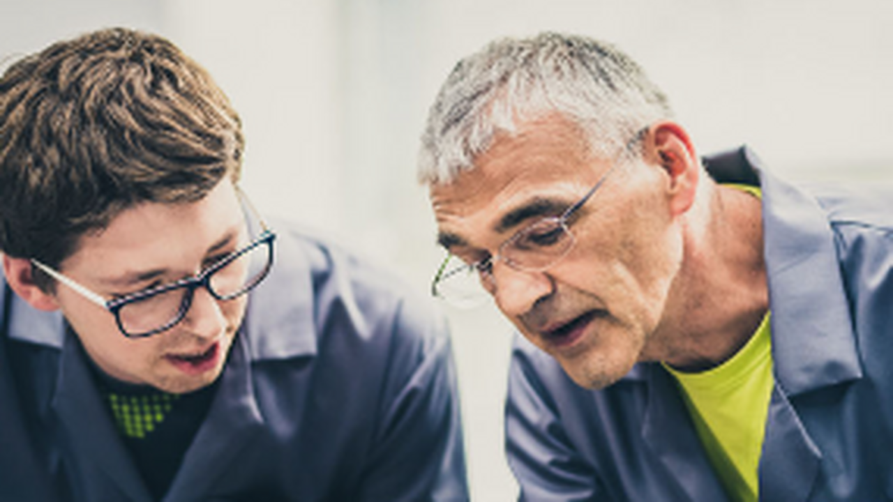 Респонденты старшего возраста чаще фокусировали...