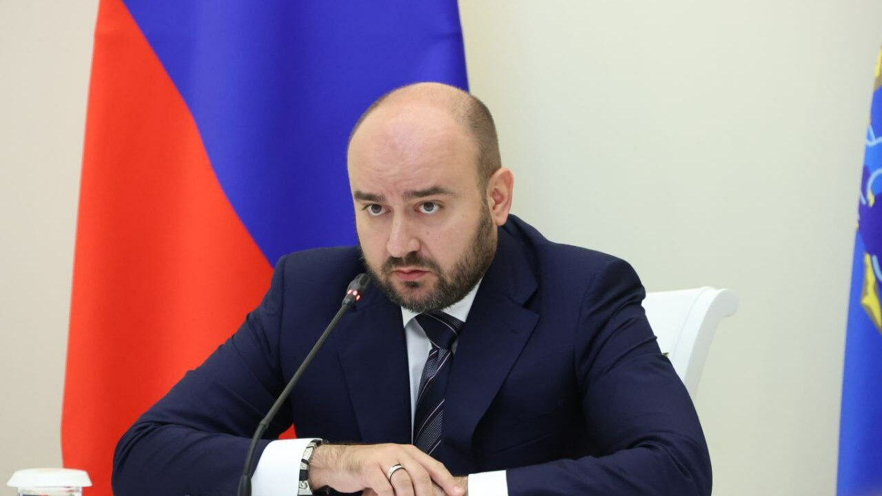 Губернатор Самарской области Вячеслав Федорищев...