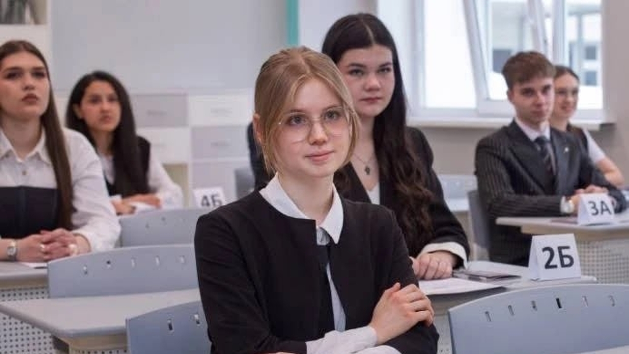 Школьникам Самарской области объяснили требования к бланкам ЕГЭ Обновленный порядок ранее утвердил Рособрнадзор