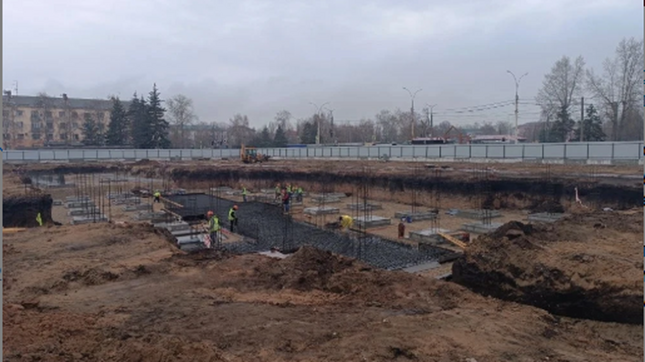 Работы по обновлению центральной площади Тольятти выполняются по графику В ближайшие недели планируется приступить к зал...