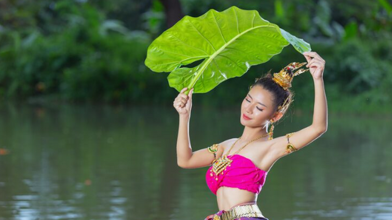 По данным Lenta.ru, индустрия развлечений для в...