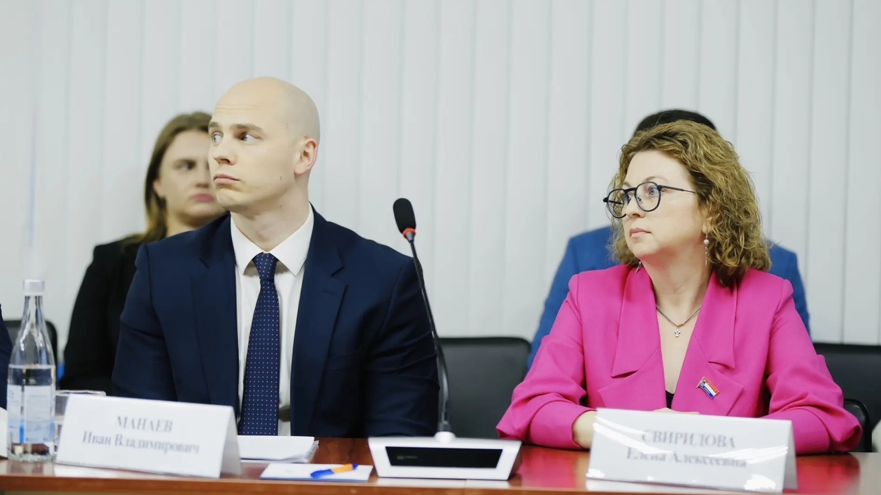 Губернатор Вячеслав Федорищев обсудил меры подд...