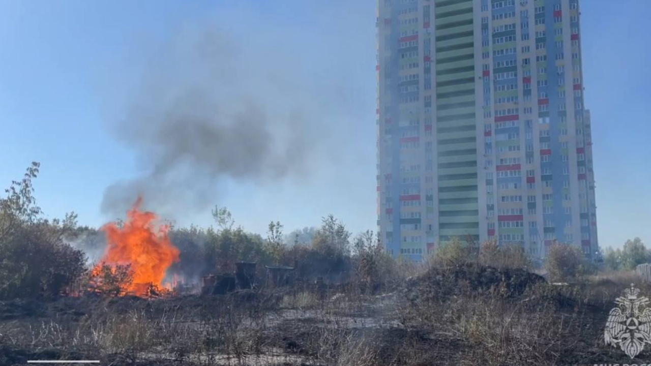 В Тольятти 14 сентября произошел крупный природ...