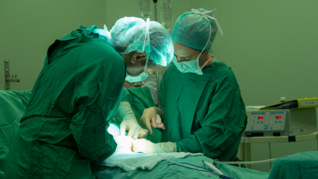 В Екатеринбурге спасли 56‑летнего мужчину с тромбозом мозгового сосуда 56‑летний вахтовик из Байкаловского района в те...