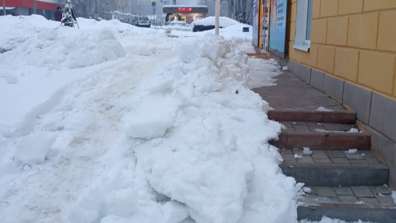 Также предостерегают от проблем с дорожной обст...