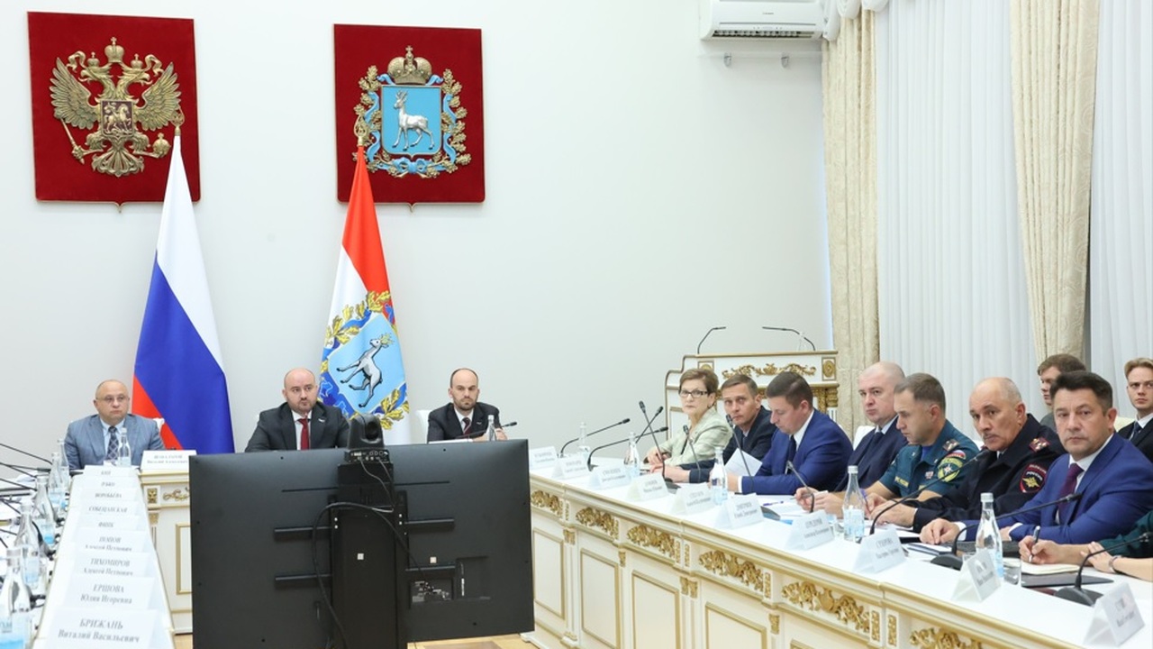 Вячеслав Федорищев поручил Минздраву обеспечить ускоренный темп вакцинации населения против гриппа Исполняющий обязанности министра здравоохранени...