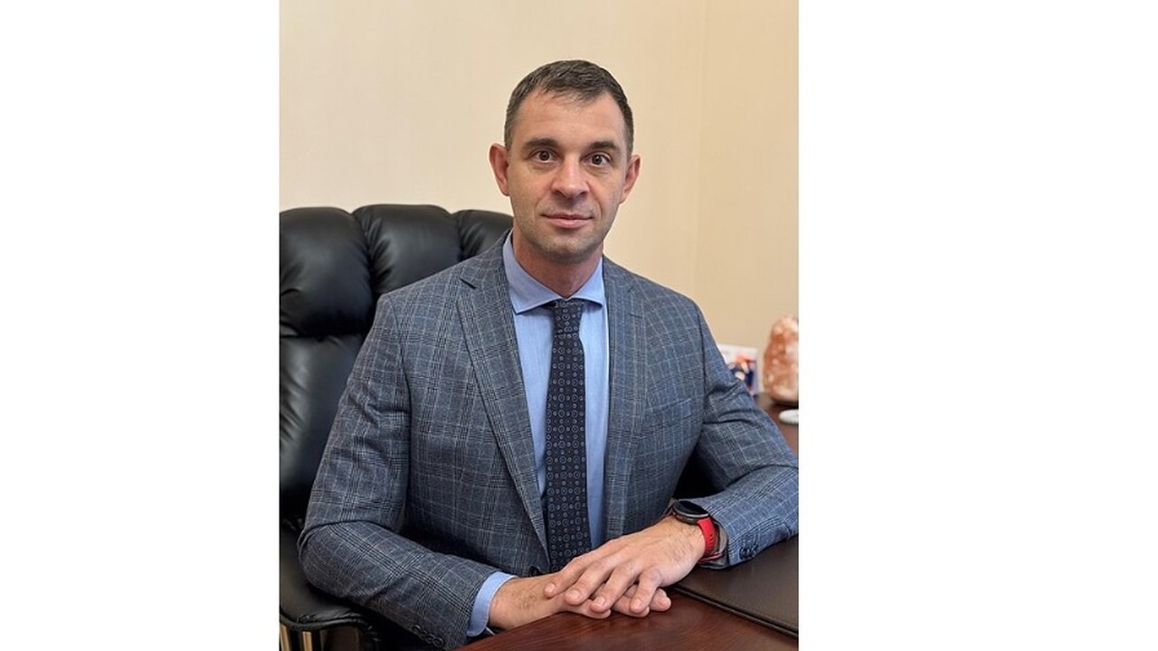 К работе на новой должности он приступил 15 июн...