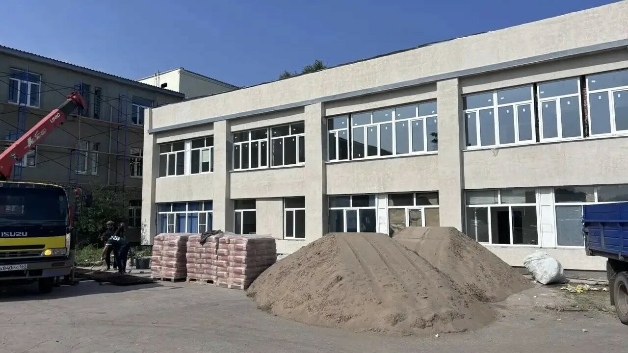 В Большеглушицкой больнице до ноября отремонтируют стационар Работы проводятся без прекращения работы отделений