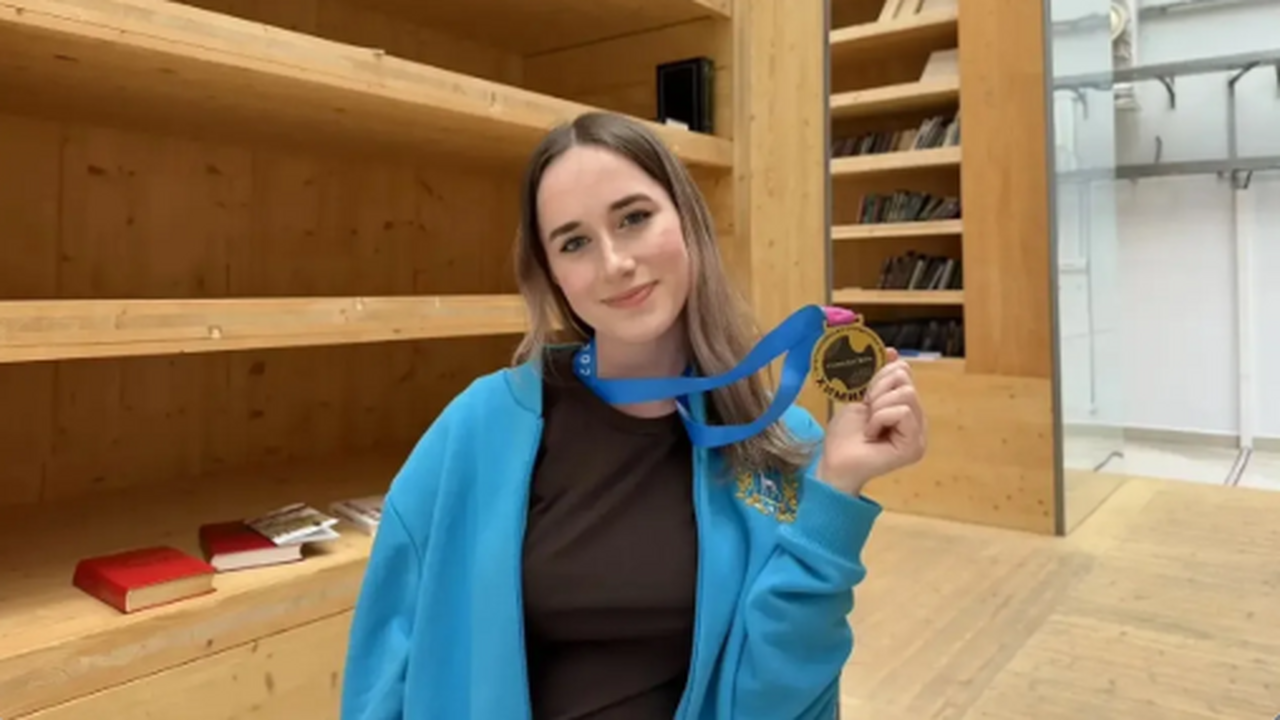 Самарская школьница вошла в сборную РФ на олимпиаду по химии Менделеевская олимпиада пройдет в Москве с 15 п...