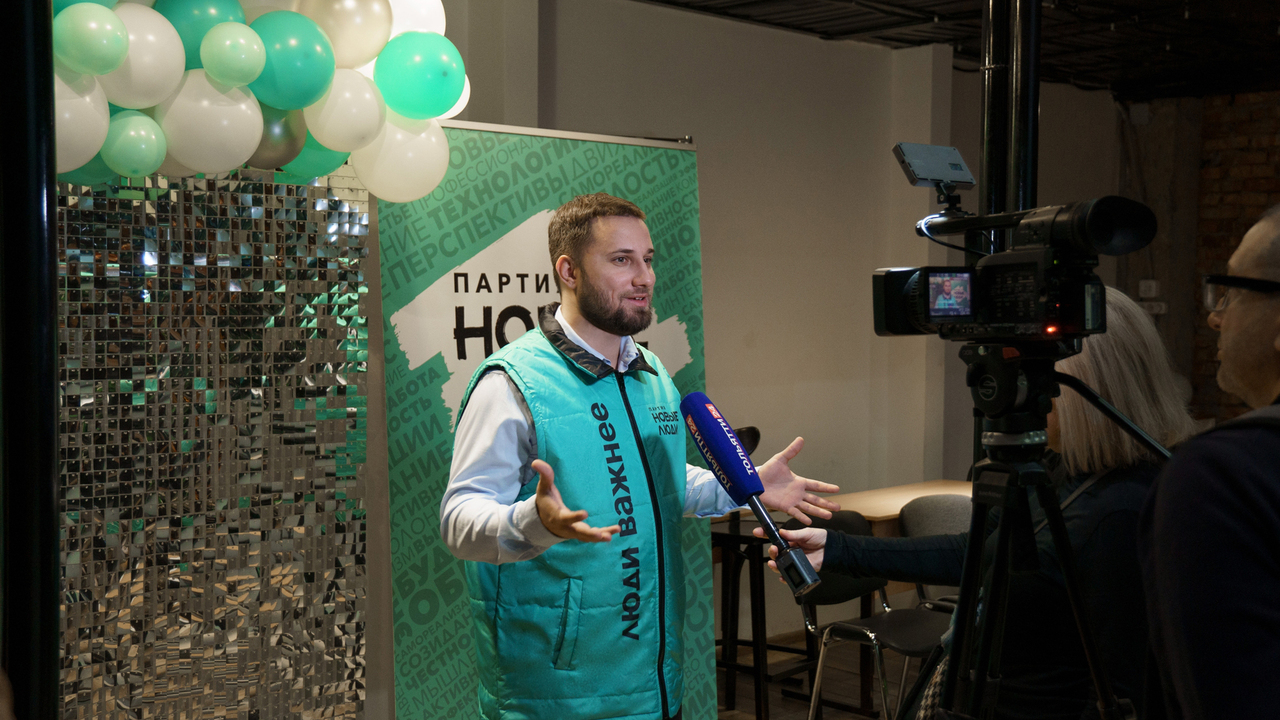 «Жить по-новому»: в Тольятти «Новые люди» провели первый «Серебряный рейв» для старшего поколения В Тольятти прошёл танцевальный вечер в рамках п...