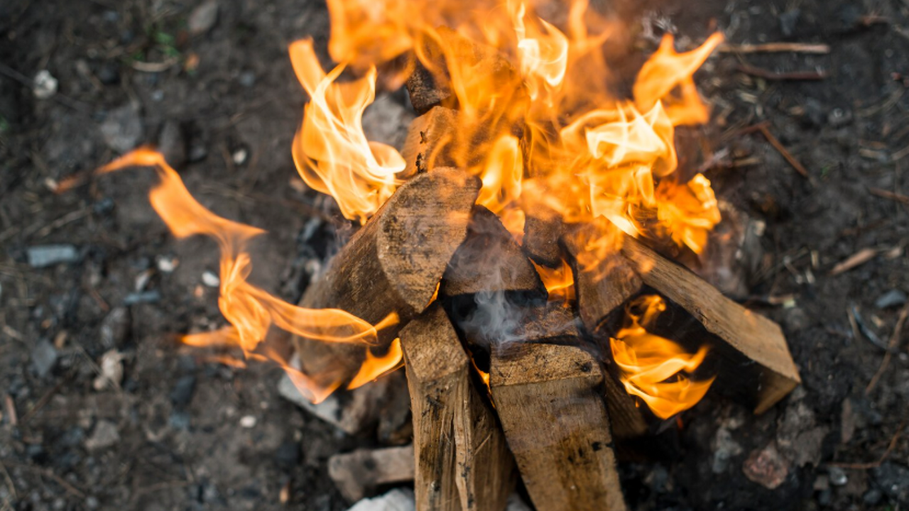 В графстве Суффолк на стоянке Барнхэм археологи...