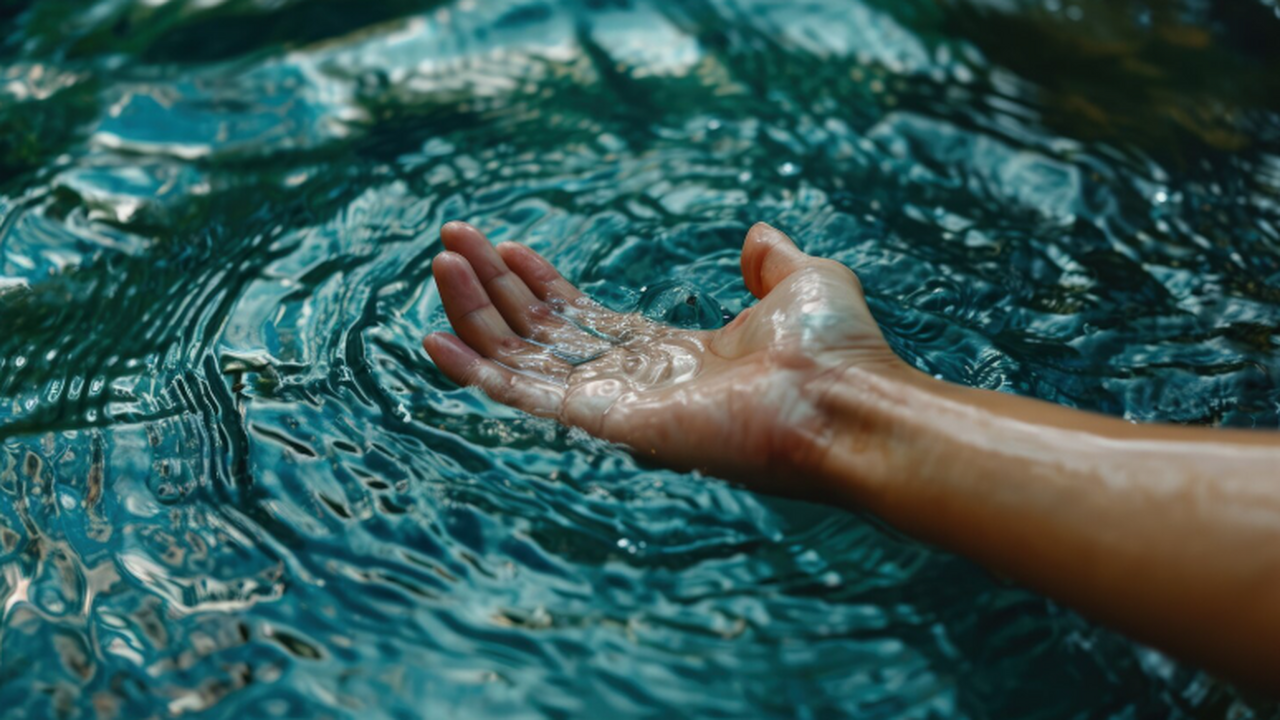 Глава «Россия православная» Михаил Иванов расск...