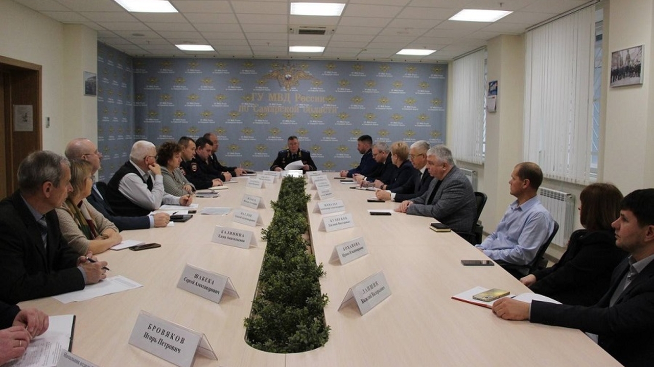 В Самарской области ущерб от киберпреступлений в 2025 году превысил 1,5 млрд руб Состоялось совещание в областном главке МВД, по...