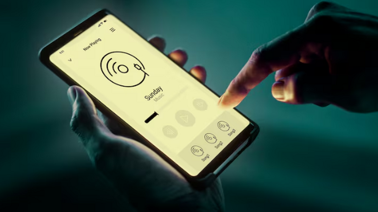 До 300 тысяч штрафа: УК обязали выйти в Max До ...