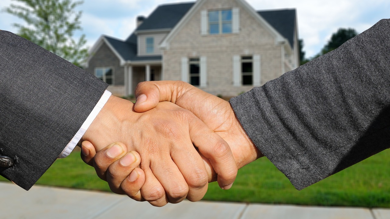 Юрист и бизнес-консультант Илья Русяев дал реко...