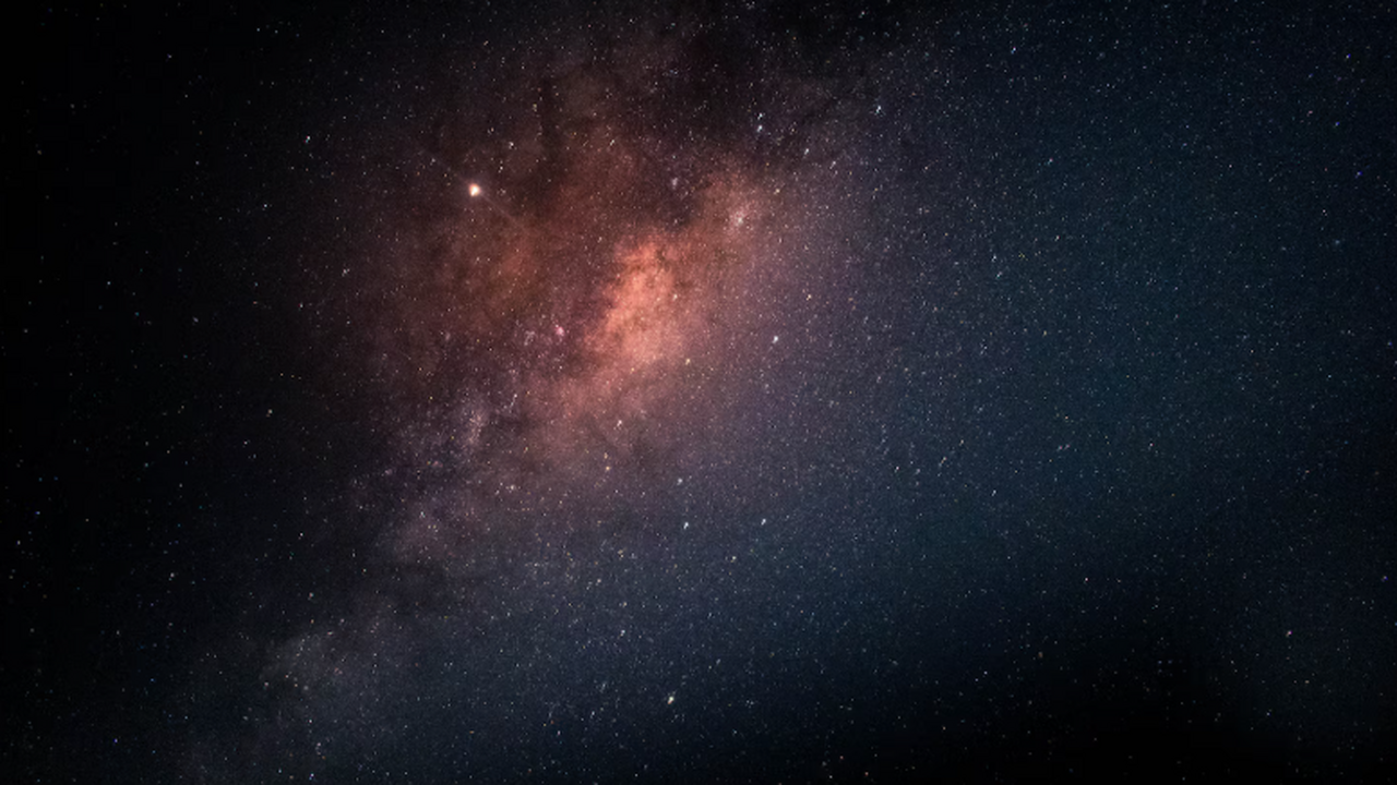 Эксперимент на МКС показал, что бактерии и гриб...