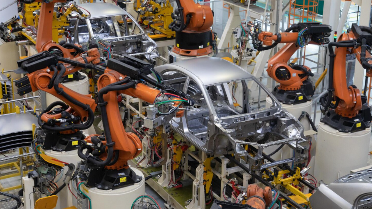 Эксперт подробно объяснил, почему в России до с...