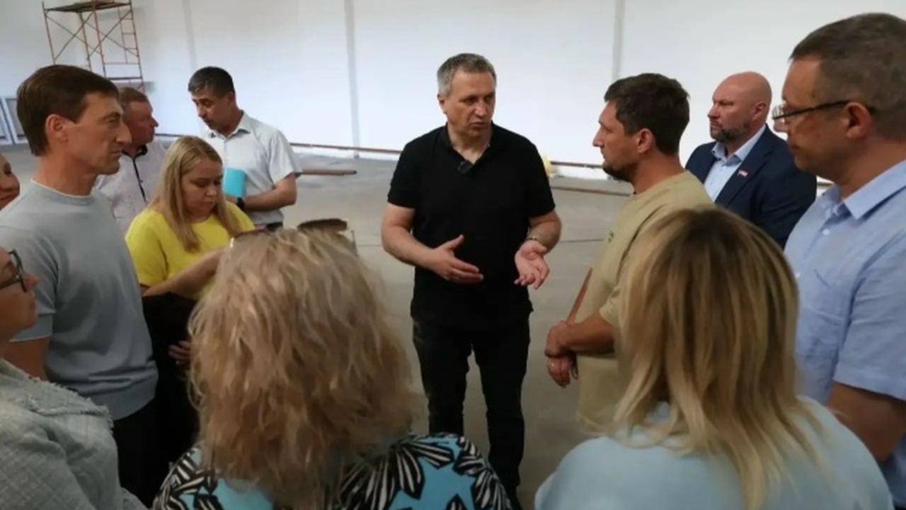 В сентябре учащиеся должны начать занятия в отр...