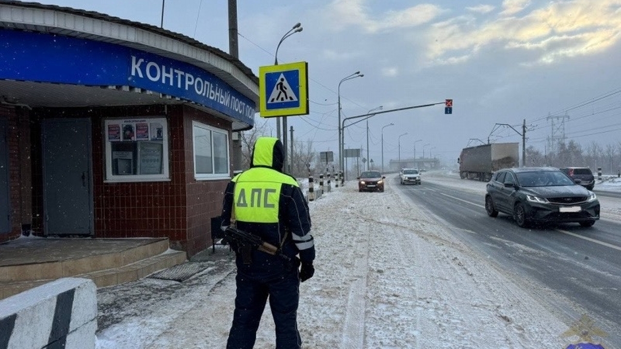 В Тольятти иностранный гражданин попался с поддельными водительскими правами Он признался, что купил документ в Интернете