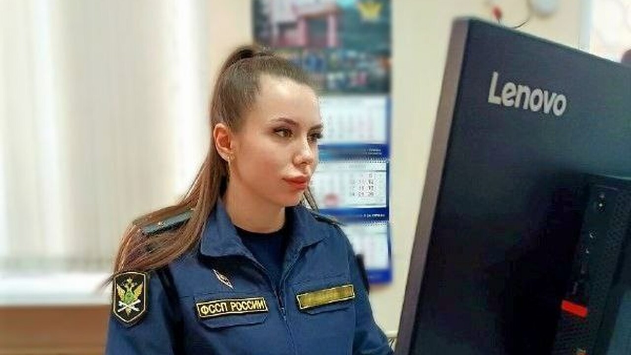 Взысканием штрафа, назначенного судом, занимала...
