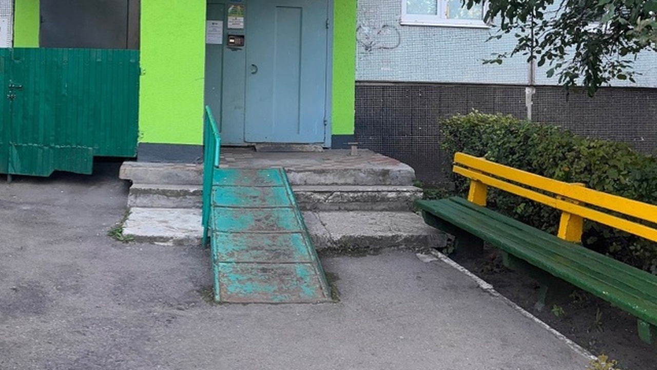Преступника удалось вычислить по записям камер ...